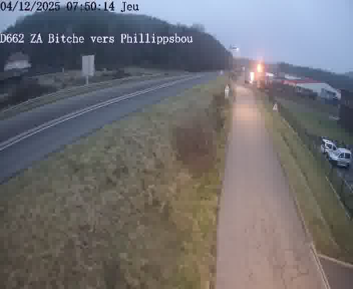 <h2>Caméra de trafic sur D662 (France) à Bitche, orientée vers Phillippsbourg, permettant d’évaluer fluidité, incidents et densité automobile.</h2>