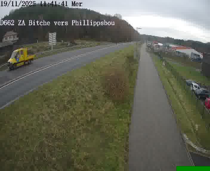 <h2>Caméra de trafic sur D662 (France) à Bitche, orientée vers Phillippsbourg, permettant d’évaluer fluidité, incidents et densité automobile.</h2>
