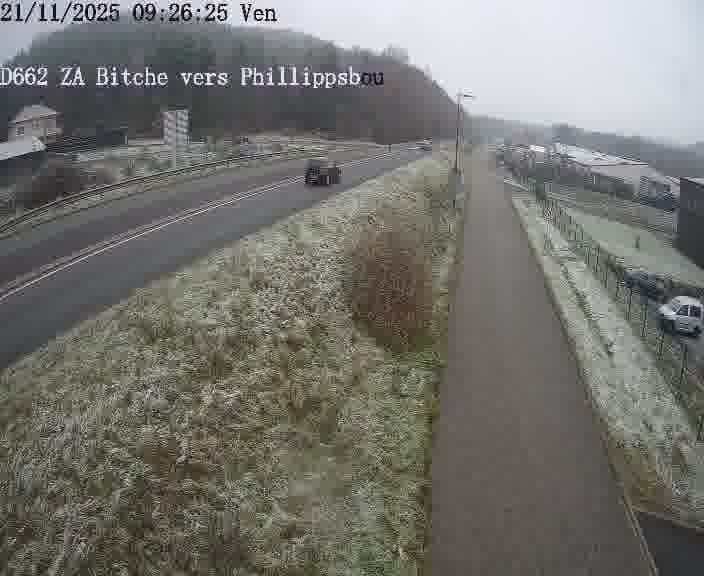 <h2>Caméra de trafic sur D662 (France) à Bitche, orientée vers Phillippsbourg, permettant d’évaluer fluidité, incidents et densité automobile.</h2>