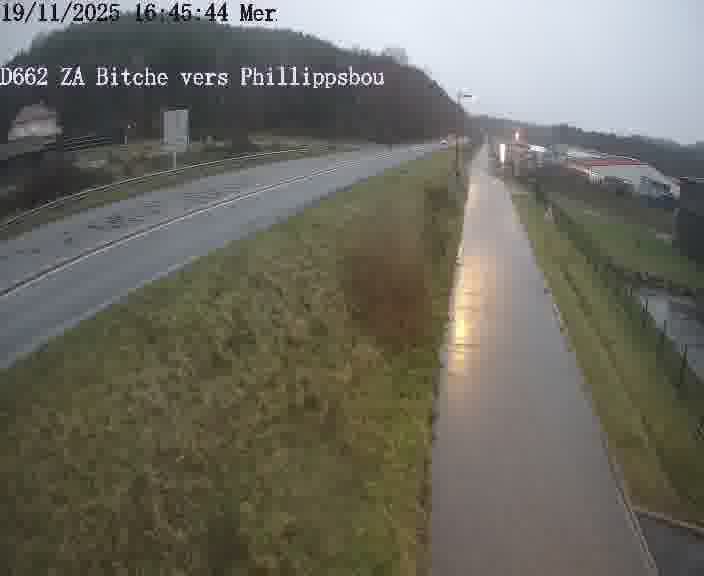 <h2>Caméra de trafic sur D662 (France) à Bitche, orientée vers Phillippsbourg, permettant d’évaluer fluidité, incidents et densité automobile.</h2>