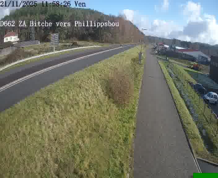 <h2>Caméra de trafic sur D662 (France) à Bitche, orientée vers Phillippsbourg, permettant d’évaluer fluidité, incidents et densité automobile.</h2>