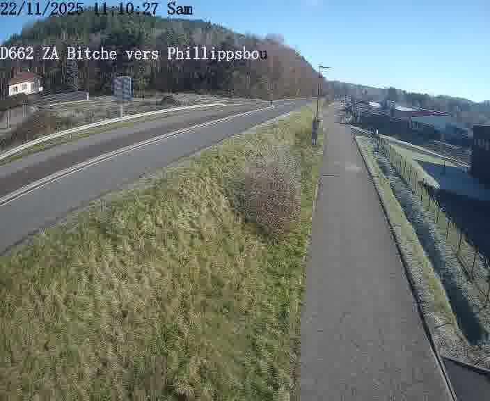 <h2>Caméra de trafic sur D662 (France) à Bitche, orientée vers Phillippsbourg, permettant d’évaluer fluidité, incidents et densité automobile.</h2>