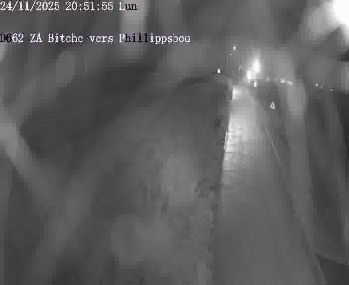 <h2>Caméra de trafic sur D662 (France) à Bitche, orientée vers Phillippsbourg, permettant d’évaluer fluidité, incidents et densité automobile.</h2>