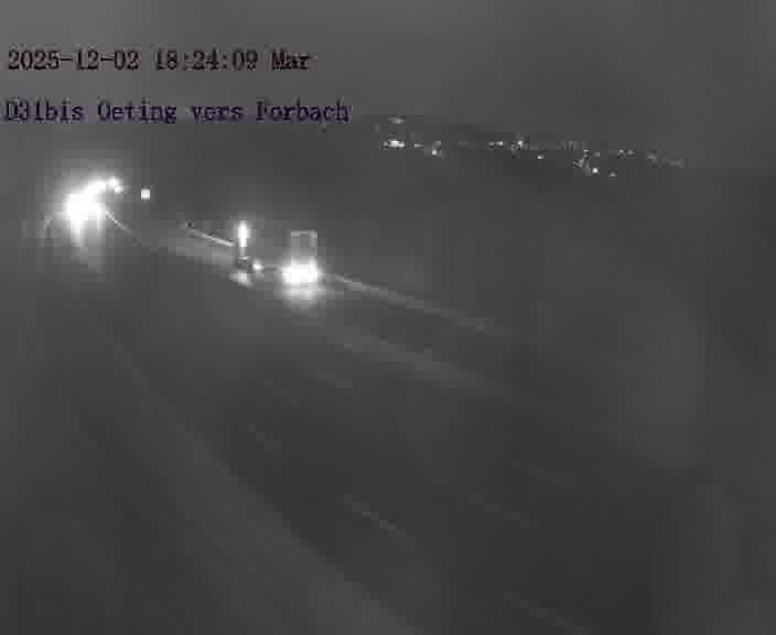 <h2>Caméra routière située sur D31bis (France) à Oeting, orientée vers Forbach, surveillant en continu la circulation locale et régionale.</h2>