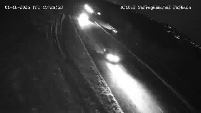 Caméra routière située sur D31bis (France) à Oeting, orientée vers Forbach, surveillant en continu la circulation locale et régionale.