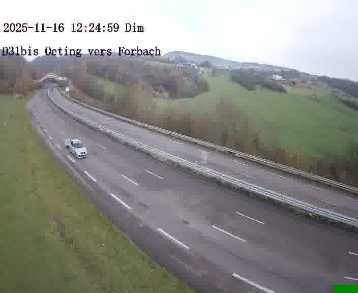 <h2>Caméra routière située sur D31bis (France) à Oeting, orientée vers Forbach, surveillant en continu la circulation locale et régionale.</h2>