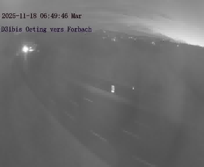 <h2>Caméra routière située sur D31bis (France) à Oeting, orientée vers Forbach, surveillant en continu la circulation locale et régionale.</h2>