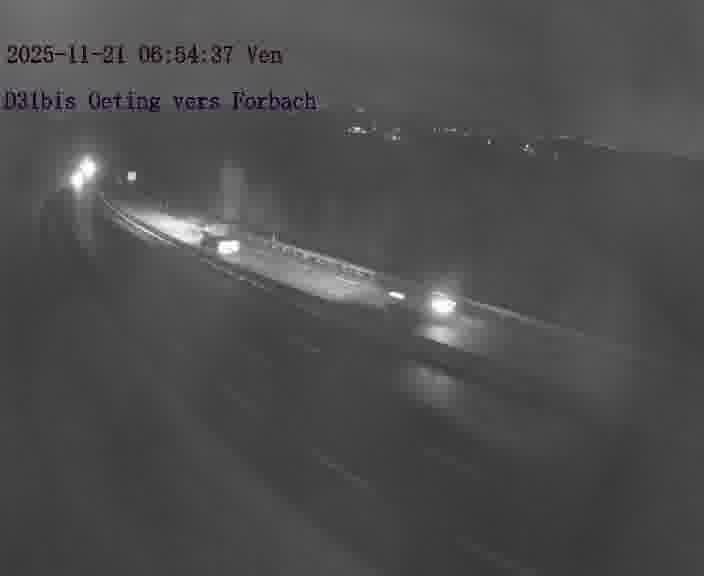 <h2>Caméra routière située sur D31bis (France) à Oeting, orientée vers Forbach, surveillant en continu la circulation locale et régionale.</h2>