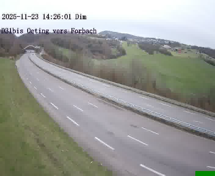 <h2>Caméra routière située sur D31bis (France) à Oeting, orientée vers Forbach, surveillant en continu la circulation locale et régionale.</h2>