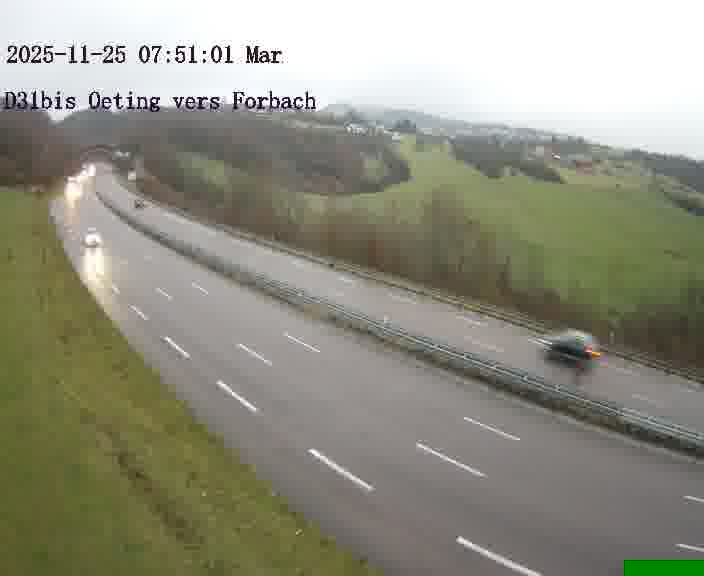 <h2>Caméra routière située sur D31bis (France) à Oeting, orientée vers Forbach, surveillant en continu la circulation locale et régionale.</h2>