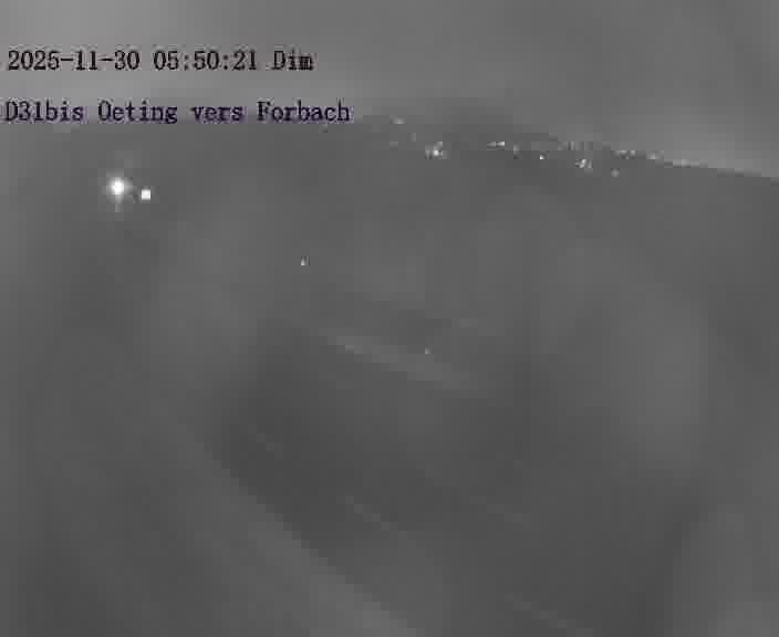 <h2>Caméra routière située sur D31bis (France) à Oeting, orientée vers Forbach, surveillant en continu la circulation locale et régionale.</h2>