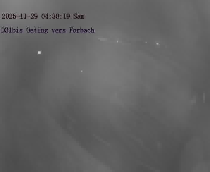 <h2>Caméra routière située sur D31bis (France) à Oeting, orientée vers Forbach, surveillant en continu la circulation locale et régionale.</h2>