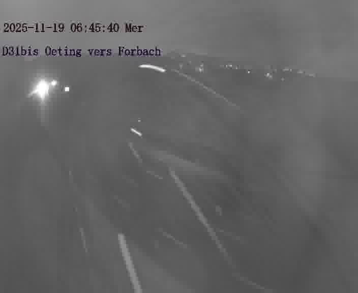 <h2>Caméra routière située sur D31bis (France) à Oeting, orientée vers Forbach, surveillant en continu la circulation locale et régionale.</h2>