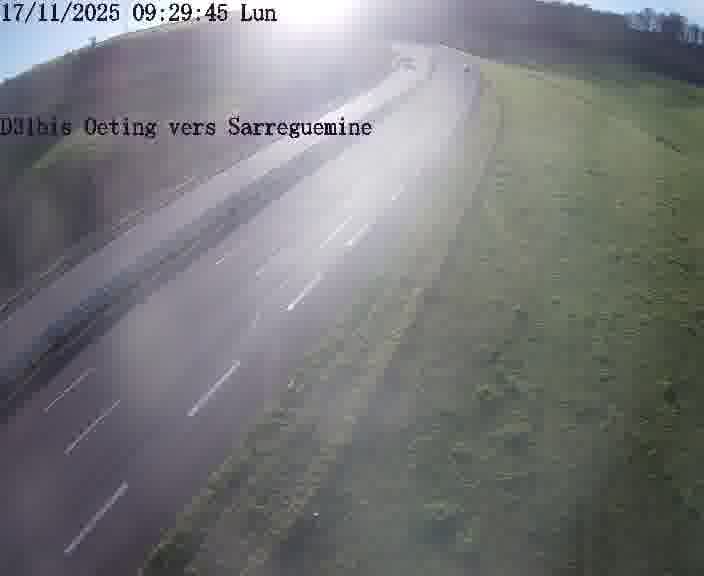 <h2>Webcam installée le long de D31bis (France) à Oeting, pointée vers Sarreguemines, utile pour suivre précisément les conditions de trafic.</h2>