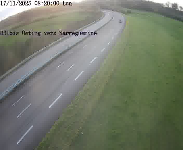 <h2>Webcam installée le long de D31bis (France) à Oeting, pointée vers Sarreguemines, utile pour suivre précisément les conditions de trafic.</h2>