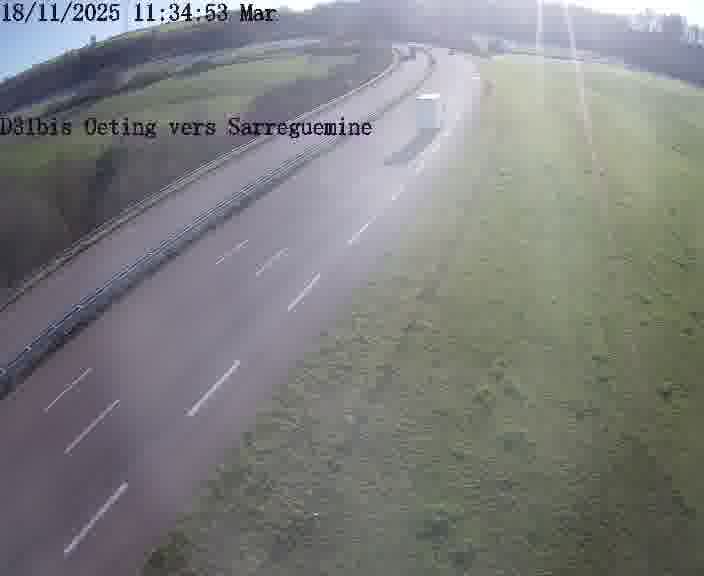 <h2>Webcam installée le long de D31bis (France) à Oeting, pointée vers Sarreguemines, utile pour suivre précisément les conditions de trafic.</h2>