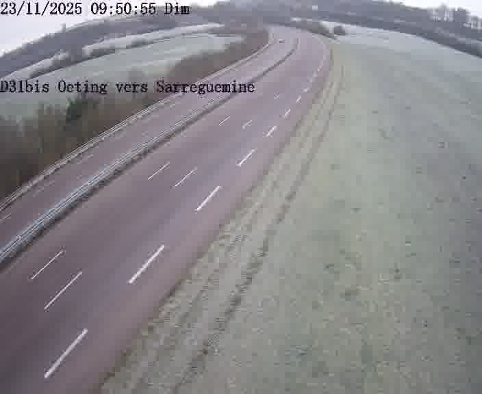<h2>Webcam installée le long de D31bis (France) à Oeting, pointée vers Sarreguemines, utile pour suivre précisément les conditions de trafic.</h2>