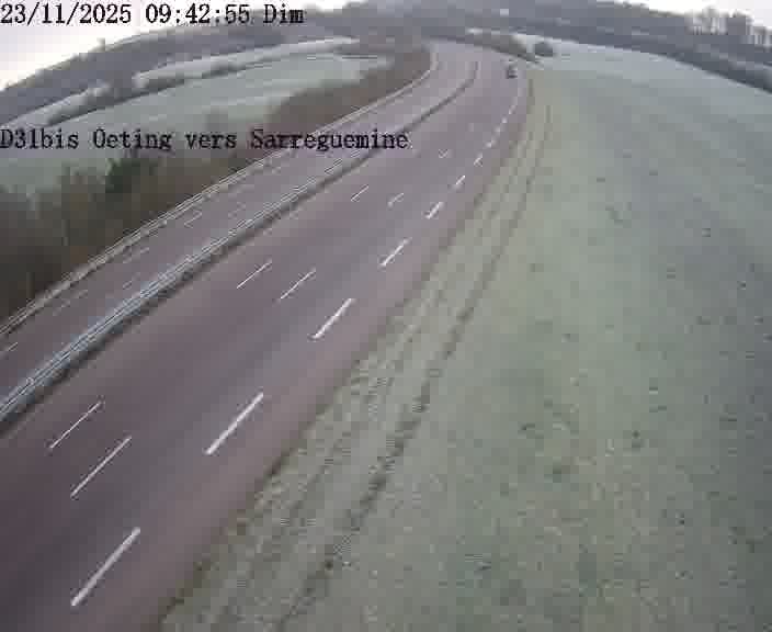 <h2>Webcam installée le long de D31bis (France) à Oeting, pointée vers Sarreguemines, utile pour suivre précisément les conditions de trafic.</h2>