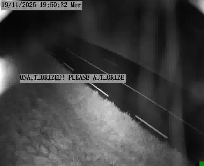 Webcam installée le long de D955 (France) à Amelécourt, pointée vers Metz, utile pour suivre précisément les conditions de trafic.