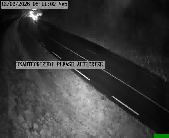 Webcam installée le long de D955 (France) à Amelécourt, pointée vers Metz, utile pour suivre précisément les conditions de trafic.