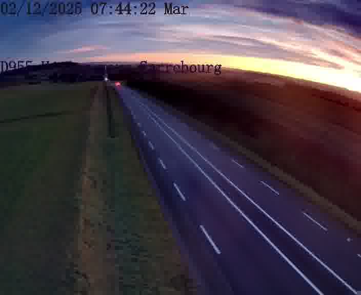 <h2>Caméra routière située sur D955 (France) à Heming, orientée vers Sarrebourg, surveillant en continu la circulation locale et régionale.</h2>