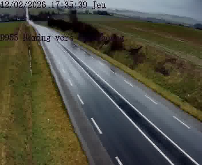 <h2>Caméra routière située sur D955 (France) à Heming, orientée vers Sarrebourg, surveillant en continu la circulation locale et régionale.</h2>