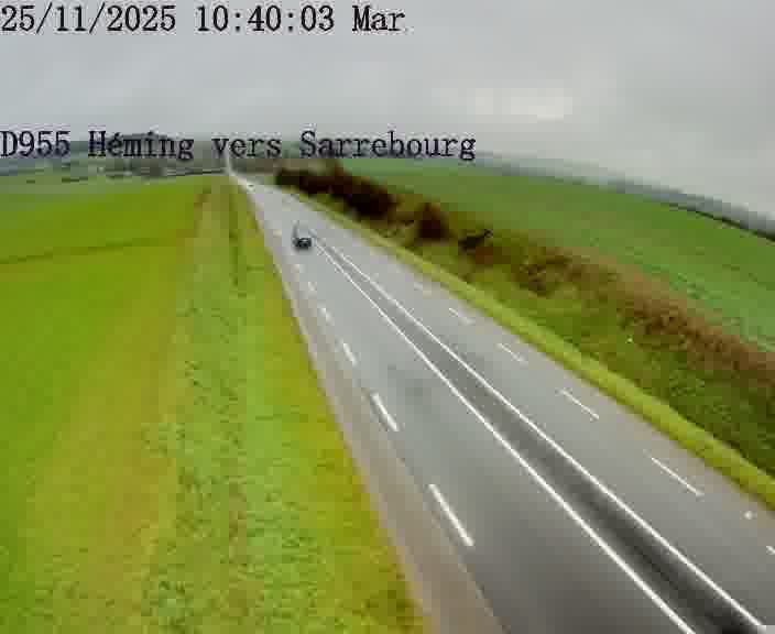 <h2>Caméra routière située sur D955 (France) à Heming, orientée vers Sarrebourg, surveillant en continu la circulation locale et régionale.</h2>