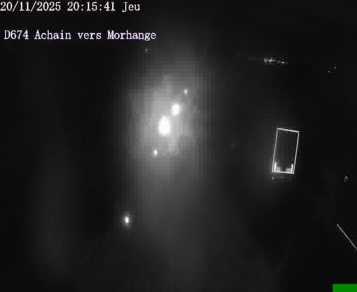 <h2>Caméra de trafic sur D674 (France) à Achain, orientée vers Morhange, permettant d’évaluer fluidité, incidents et densité automobile.</h2>