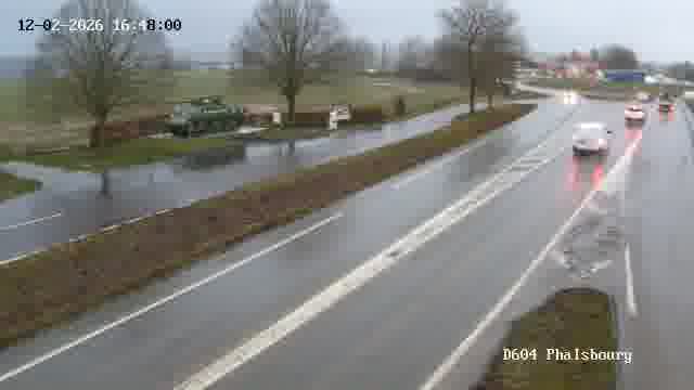 <h2>Webcam de surveillance sur D604 (France) à Phalsbourg, cadrée vers Phalsbourg, proposant une information routière utile aux déplacements quotidiens.</h2>