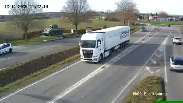 <h2>Webcam de surveillance sur D604 (France) à Phalsbourg, cadrée vers Phalsbourg, proposant une information routière utile aux déplacements quotidiens.</h2>