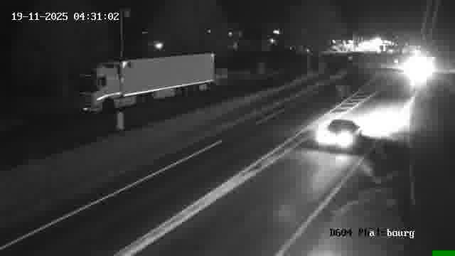 <h2>Webcam de surveillance sur D604 (France) à Phalsbourg, cadrée vers Phalsbourg, proposant une information routière utile aux déplacements quotidiens.</h2>