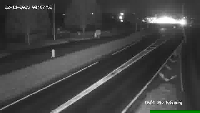 <h2>Webcam de surveillance sur D604 (France) à Phalsbourg, cadrée vers Phalsbourg, proposant une information routière utile aux déplacements quotidiens.</h2>