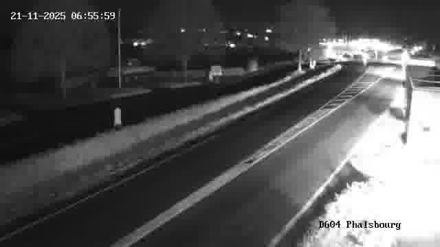 <h2>Webcam de surveillance sur D604 (France) à Phalsbourg, cadrée vers Phalsbourg, proposant une information routière utile aux déplacements quotidiens.</h2>