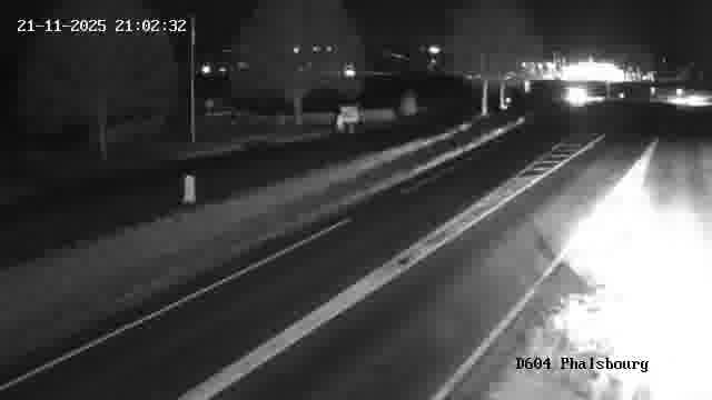 <h2>Webcam de surveillance sur D604 (France) à Phalsbourg, cadrée vers Phalsbourg, proposant une information routière utile aux déplacements quotidiens.</h2>