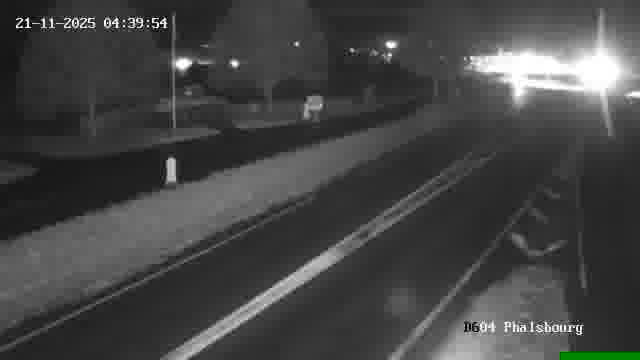 <h2>Webcam de surveillance sur D604 (France) à Phalsbourg, cadrée vers Phalsbourg, proposant une information routière utile aux déplacements quotidiens.</h2>