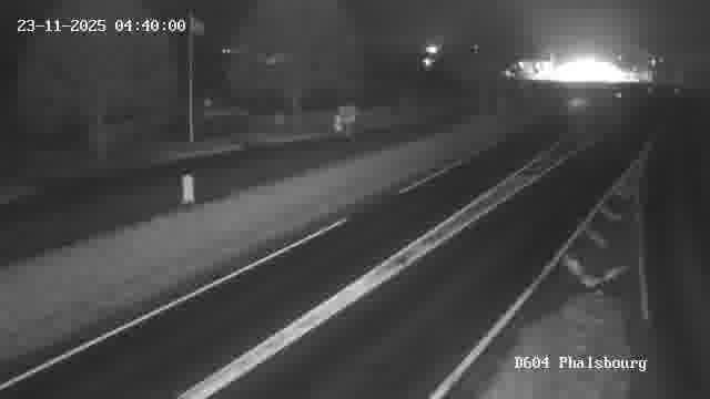 <h2>Webcam de surveillance sur D604 (France) à Phalsbourg, cadrée vers Phalsbourg, proposant une information routière utile aux déplacements quotidiens.</h2>