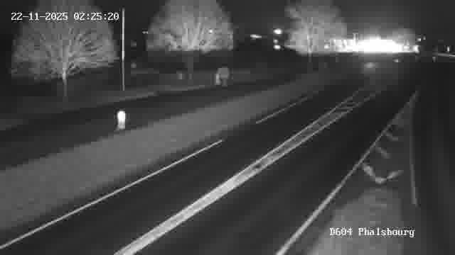 <h2>Webcam de surveillance sur D604 (France) à Phalsbourg, cadrée vers Phalsbourg, proposant une information routière utile aux déplacements quotidiens.</h2>
