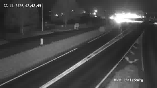 <h2>Webcam de surveillance sur D604 (France) à Phalsbourg, cadrée vers Phalsbourg, proposant une information routière utile aux déplacements quotidiens.</h2>