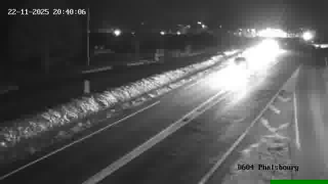 <h2>Webcam de surveillance sur D604 (France) à Phalsbourg, cadrée vers Phalsbourg, proposant une information routière utile aux déplacements quotidiens.</h2>