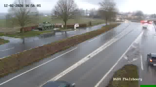 Webcam de surveillance sur D604 (France) à Phalsbourg, cadrée vers Phalsbourg, proposant une information routière utile aux déplacements quotidiens.