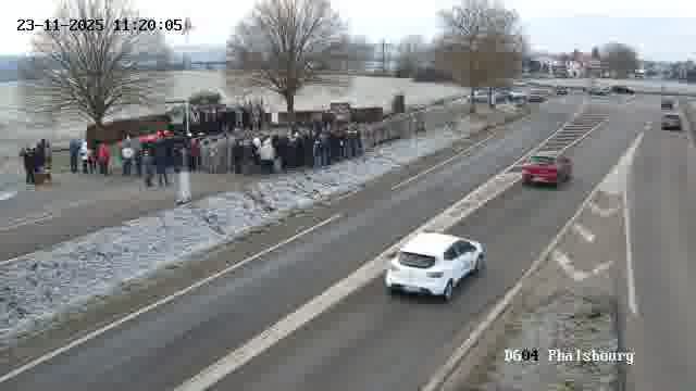 <h2>Webcam de surveillance sur D604 (France) à Phalsbourg, cadrée vers Phalsbourg, proposant une information routière utile aux déplacements quotidiens.</h2>
