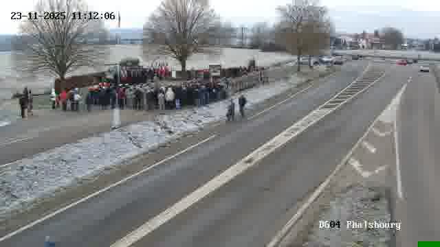 <h2>Webcam de surveillance sur D604 (France) à Phalsbourg, cadrée vers Phalsbourg, proposant une information routière utile aux déplacements quotidiens.</h2>