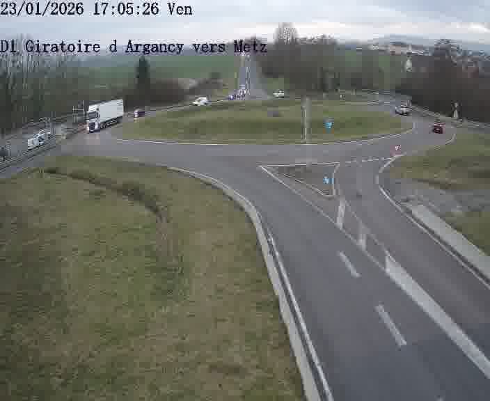 Webcam installée le long de D1 (France) à Argancy, pointée vers Metz, utile pour suivre précisément les conditions de trafic.