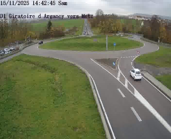 Webcam installée le long de D1 (France) à Argancy, pointée vers Metz, utile pour suivre précisément les conditions de trafic.