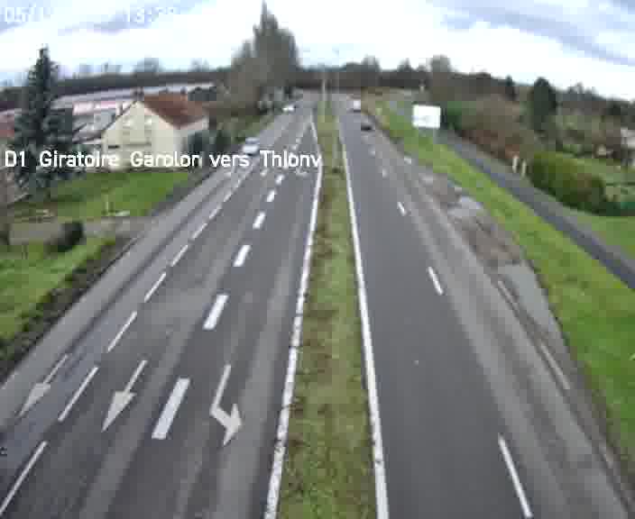 <h2>Webcam de surveillance sur D1 (France) à Ennery, cadrée vers Thionville, proposant une information routière utile aux déplacements quotidiens.</h2>