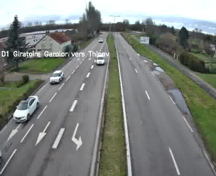 Webcam de surveillance sur D1 (France) à Ennery, cadrée vers Thionville, proposant une information routière utile aux déplacements quotidiens.