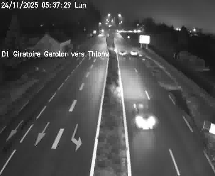 <h2>Webcam de surveillance sur D1 (France) à Ennery, cadrée vers Thionville, proposant une information routière utile aux déplacements quotidiens.</h2>