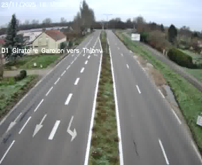 <h2>Webcam de surveillance sur D1 (France) à Ennery, cadrée vers Thionville, proposant une information routière utile aux déplacements quotidiens.</h2>