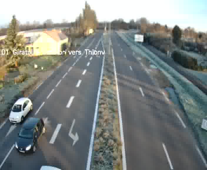 <h2>Webcam de surveillance sur D1 (France) à Ennery, cadrée vers Thionville, proposant une information routière utile aux déplacements quotidiens.</h2>