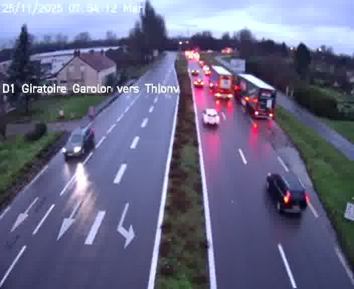 <h2>Webcam de surveillance sur D1 (France) à Ennery, cadrée vers Thionville, proposant une information routière utile aux déplacements quotidiens.</h2>